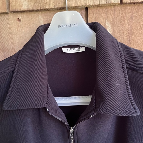 Black Ribbed Jersey Vest - Picture 4 of 9